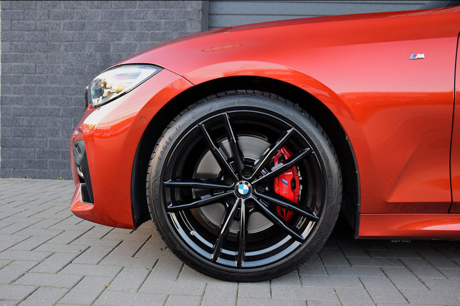 BMW 3-serie 320i High Executive Edition*M-Pakket*DAK*HEAD-UP*LEDER*ENZ*