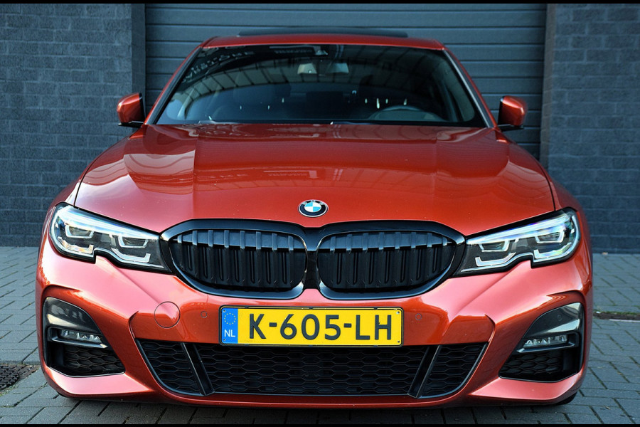BMW 3-serie 320i High Executive Edition*M-Pakket*DAK*HEAD-UP*LEDER*ENZ*