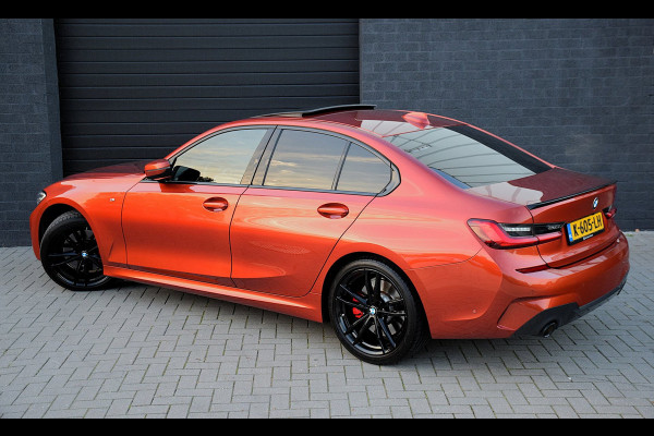 BMW 3-serie 320i High Executive Edition*M-Pakket*DAK*HEAD-UP*LEDER*ENZ*