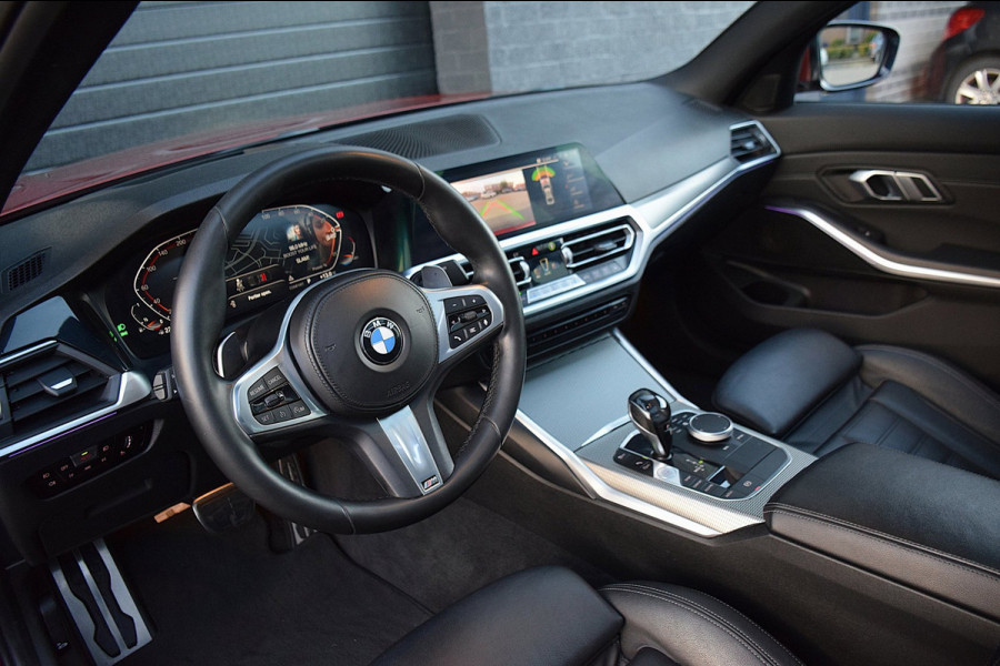 BMW 3-serie 320i High Executive Edition*M-Pakket*DAK*HEAD-UP*LEDER*ENZ*