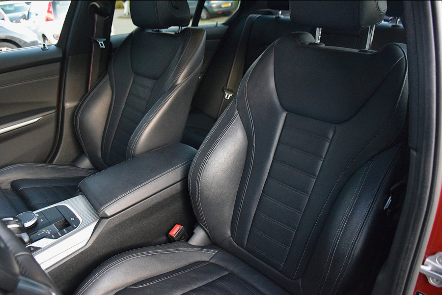BMW 3-serie 320i High Executive Edition*M-Pakket*DAK*HEAD-UP*LEDER*ENZ*