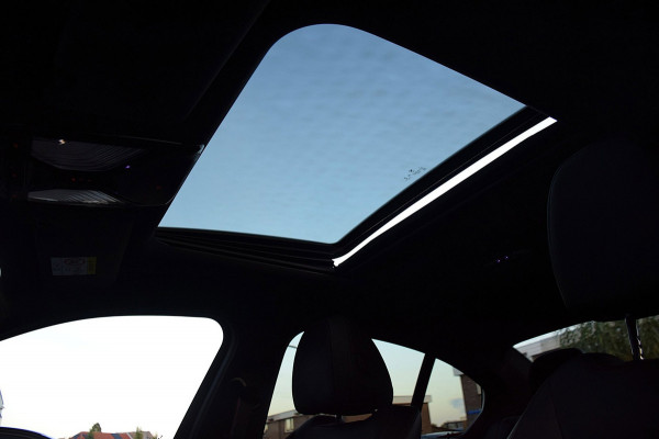 BMW 3-serie 320i High Executive Edition*M-Pakket*DAK*HEAD-UP*LEDER*ENZ*