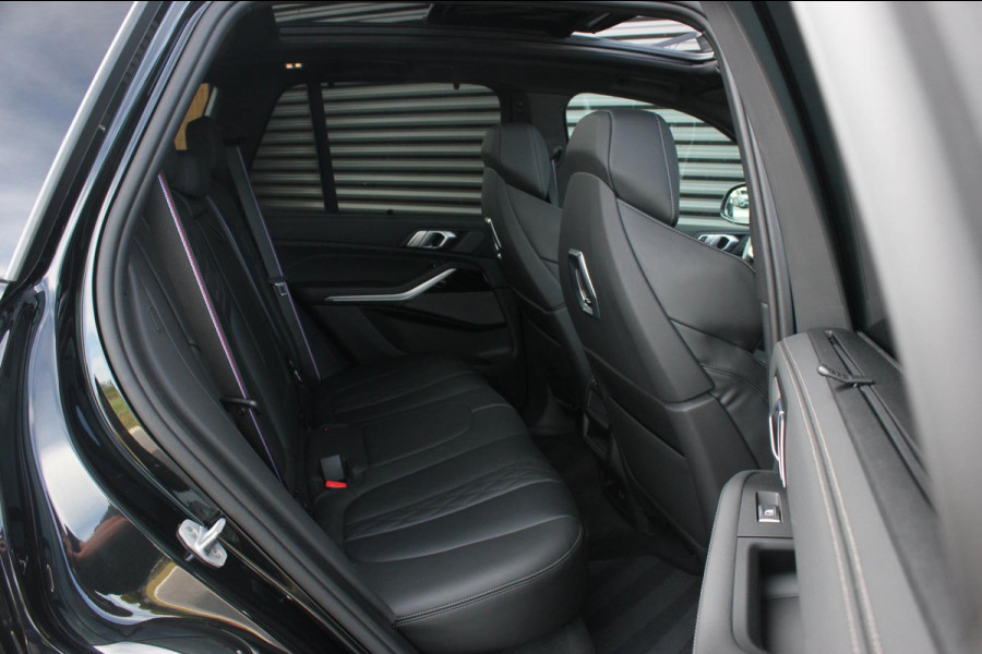 BMW X5 XDrive50e High Executive M-SPORT PRO / M-SEATS / SOFT CLOSE / PANO- DAK / LUCHTVERING / DRIVING ASSISANT PROFESSIONAL