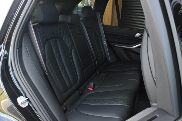 BMW X5 XDrive50e High Executive M-SPORT PRO / M-SEATS / SOFT CLOSE / PANO- DAK / LUCHTVERING / DRIVING ASSISANT PROFESSIONAL