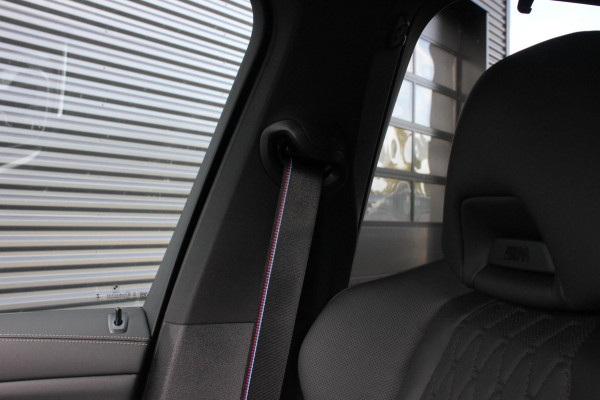 BMW X5 XDrive50e High Executive M-SPORT PRO / M-SEATS / SOFT CLOSE / PANO- DAK / LUCHTVERING / DRIVING ASSISANT PROFESSIONAL