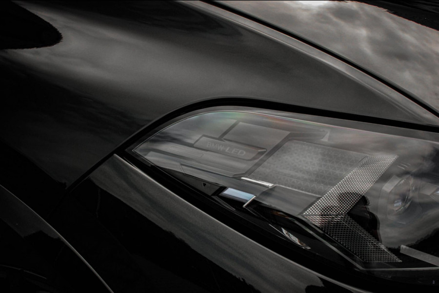 BMW X5 XDrive50e High Executive M-SPORT PRO / M-SEATS / SOFT CLOSE / PANO- DAK / LUCHTVERING / DRIVING ASSISANT PROFESSIONAL