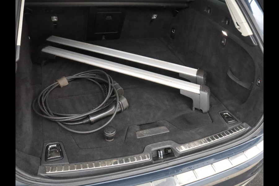 Volvo V90 2.0 T8 AWD Inscription | SOH 79,7% | Trekhaak | LED | Stoelverwarming | Adapt.Cruise | Pano.Dak | Bowers & Wilkins Sound | Stoelverwarming/Ventilatie |