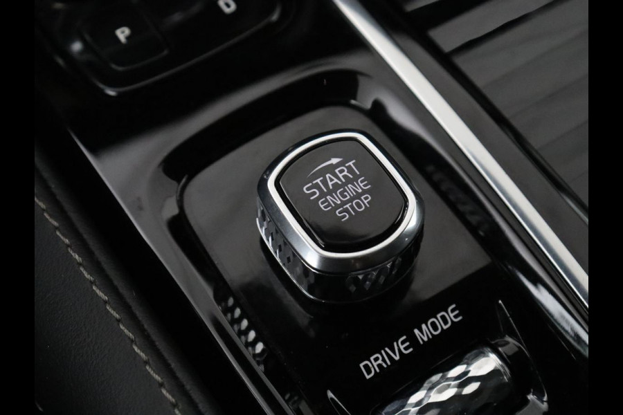 Volvo V90 2.0 T8 AWD Inscription | SOH 79,7% | Trekhaak | LED | Stoelverwarming | Adapt.Cruise | Pano.Dak | Bowers & Wilkins Sound | Stoelverwarming/Ventilatie |