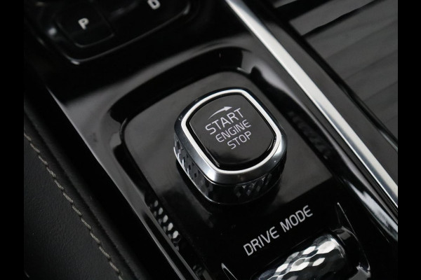 Volvo V90 2.0 T8 AWD Inscription | SOH 79,7% | Trekhaak | LED | Stoelverwarming | Adapt.Cruise | Pano.Dak | Bowers & Wilkins Sound | Stoelverwarming/Ventilatie |