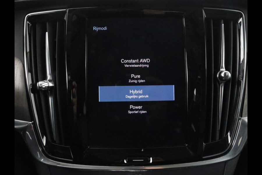 Volvo V90 2.0 T8 AWD Inscription | SOH 79,7% | Trekhaak | LED | Stoelverwarming | Adapt.Cruise | Pano.Dak | Bowers & Wilkins Sound | Stoelverwarming/Ventilatie |