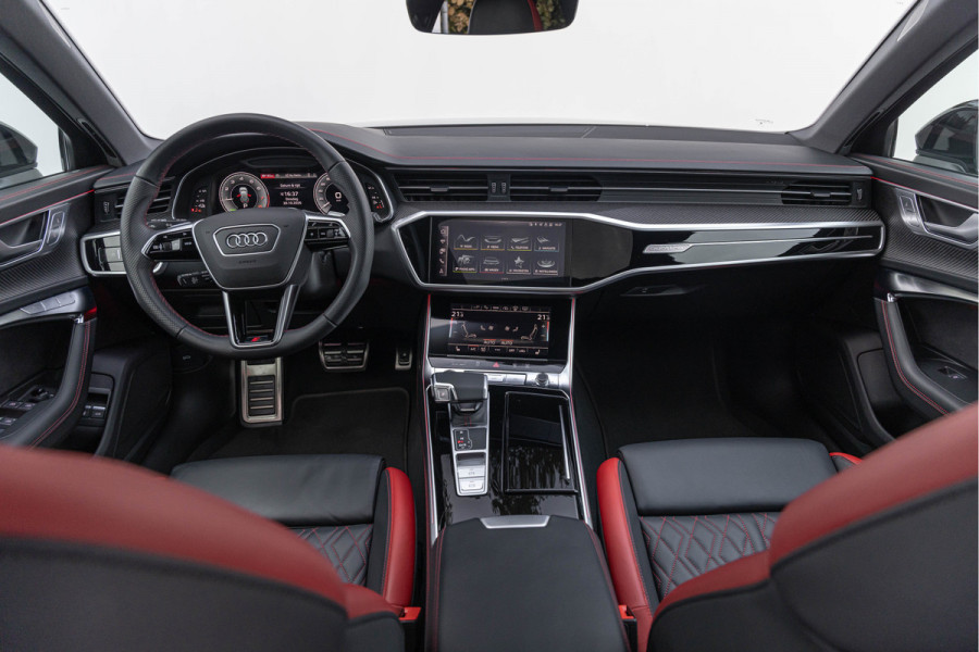 Audi A6 Avant 55 TFSI-e Quattro Competition Pano S-stoelen B&O Audi Excl. Trekhaak HuD