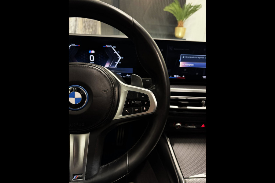 BMW 3-serie 330e M-Performance|PANO|CURVED SCREEN|LASER|HARMAN KARDON|BOMVOL!