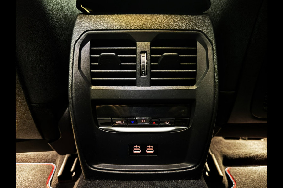 BMW 3-serie 330e M-Performance|PANO|CURVED SCREEN|LASER|HARMAN KARDON|BOMVOL!