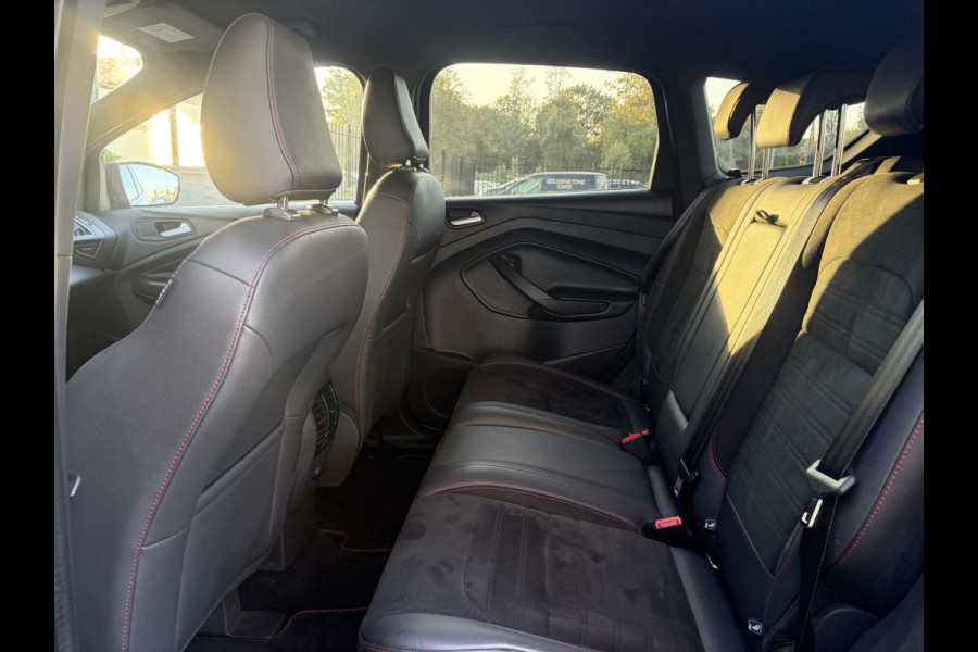 Ford Kuga 1.5 EcoBoost ST Line ✓2e Eigenaar✓Camera✓Carplay✓Navi✓Alcantara-Halfleder✓Clima✓Cruise✓6 Bak✓120pk✓18'' Lmv✓Keyless✓Pdc V+A✓Rijstrooksensor✓N.A.P✓Apk tot 03-2027