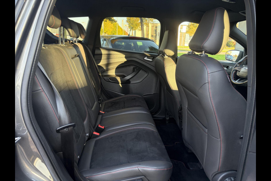 Ford Kuga 1.5 EcoBoost ST Line ✓2e Eigenaar✓Camera✓Carplay✓Navi✓Alcantara-Halfleder✓Clima✓Cruise✓6 Bak✓120pk✓18'' Lmv✓Keyless✓Pdc V+A✓Rijstrooksensor✓N.A.P✓Apk tot 03-2027