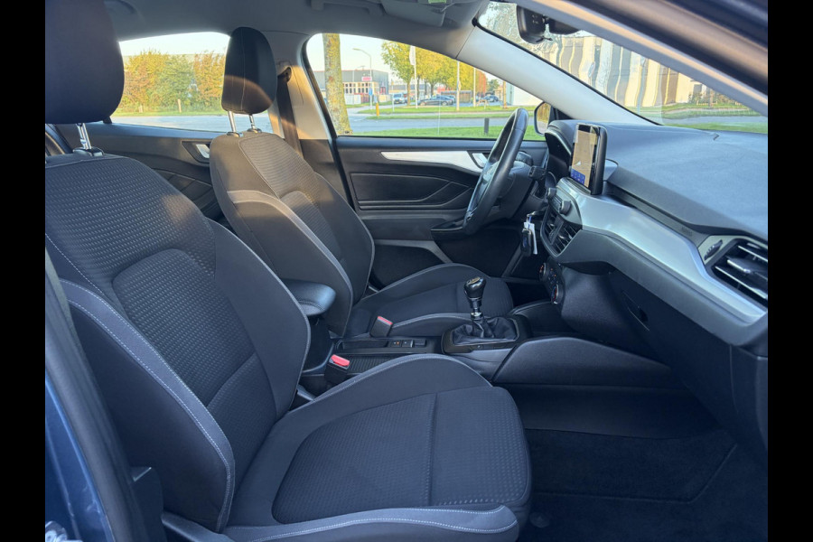 Ford Focus 1.0 EcoBoost Trend Edition Business ✓2e Eigenaar✓Carplay✓101pk✓Navi✓Clima✓Cruise✓Rijstrooksensor✓Pdc V+A✓6 Bak✓Lm velgen✓N.A.P✓Apk tot 08-2027