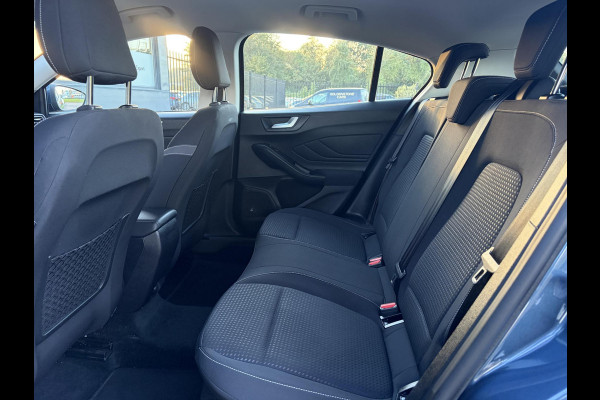 Ford Focus 1.0 EcoBoost Trend Edition Business ✓2e Eigenaar✓Carplay✓101pk✓Navi✓Clima✓Cruise✓Rijstrooksensor✓Pdc V+A✓6 Bak✓Lm velgen✓N.A.P✓Apk tot 08-2027