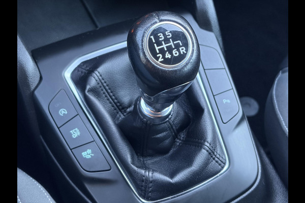 Ford Focus 1.0 EcoBoost Trend Edition Business ✓2e Eigenaar✓Carplay✓101pk✓Navi✓Clima✓Cruise✓Rijstrooksensor✓Pdc V+A✓6 Bak✓Lm velgen✓N.A.P✓Apk tot 08-2027