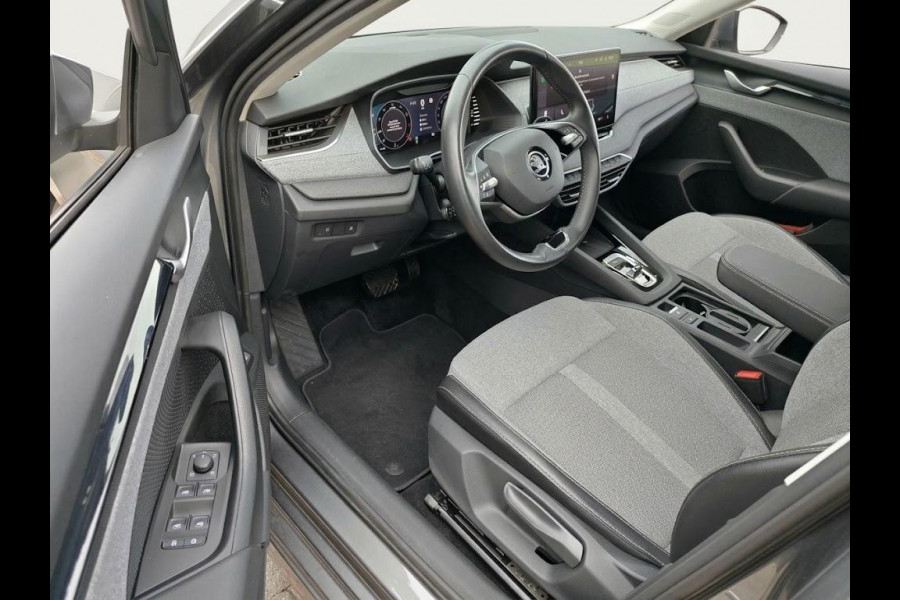 Škoda Octavia Combi 1.5 TSI MHEV First Edition 150pk | Trekhaak | Navigatie | Parkeercamera | Stoelverwarming | Verlengde garantie