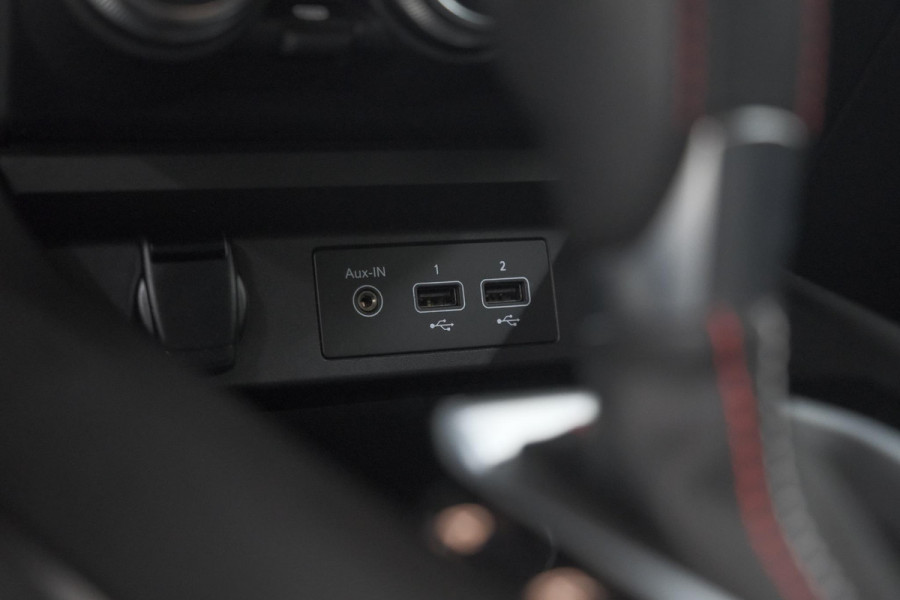 Renault Arkana 1.3 TCe 140 EDC RS Line | Camera | Cruise Control Adaptief | Dodehoekdetectie | Stoelverwarming | Apple Carplay