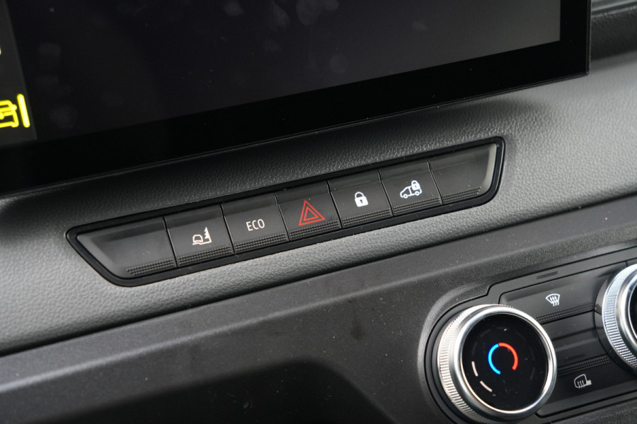 Renault Master E-Tech T35 L2H2 Advance Long Range 87 kWh 143pk - Navi - Camera - Betimmering - Trekhaak - Blind Spot - Stoelverwarming - Rijklaar