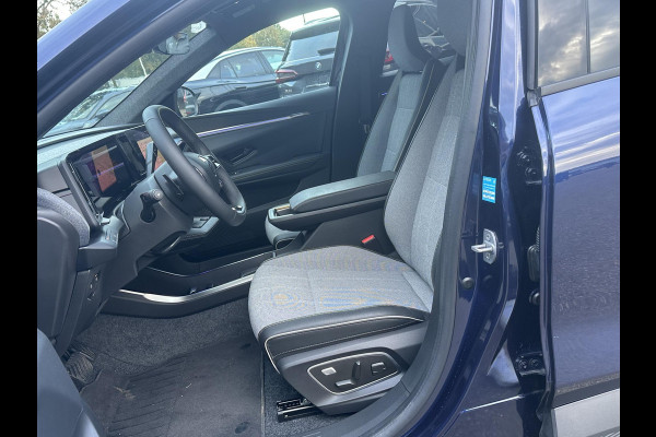 Renault Scénic E-Tech EV87 long range techno SOH 98% | STOEL + STUURVERWARMING | ELEK. STOEL | 13K KM! | ADAP. CRUISE | ACHTERUITRIJ CAMERA | APPLECARPLAY | ELEK. ACHTERKLEP | RIJKLAAR GELEVERD INCL. 12 MND BOVAG GARANTIE |