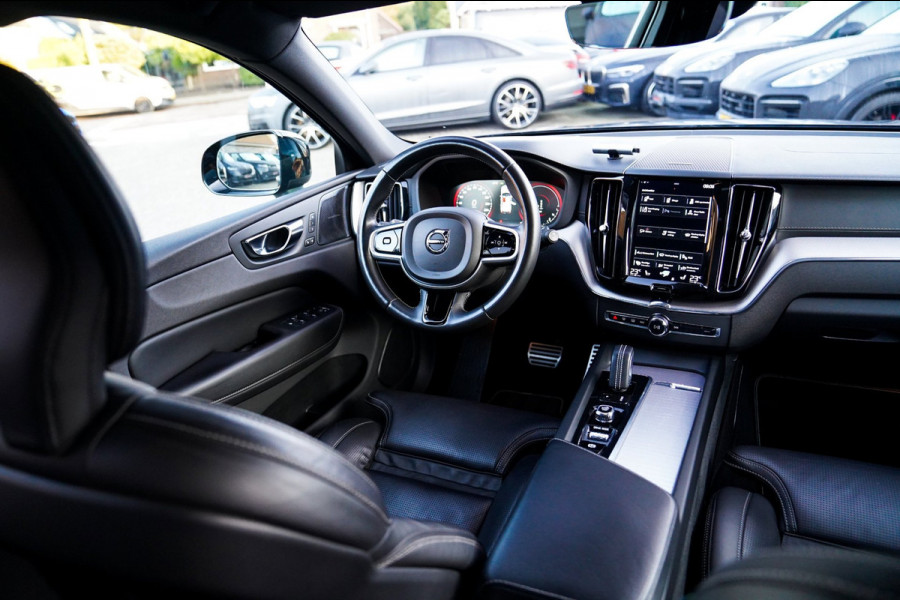 Volvo XC60 2.0 Recharge T8 AWD Inscription | Head Up Display | Stoelverkoeling | Stuurwielverwarming | Harman/Kardon | 360 Camera