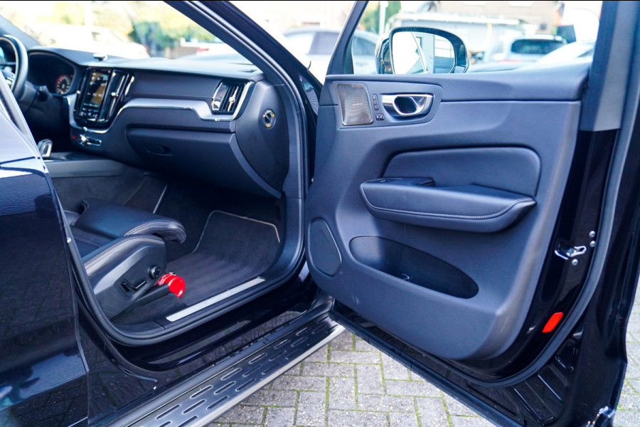 Volvo XC60 2.0 Recharge T8 AWD Inscription | Head Up Display | Stoelverkoeling | Stuurwielverwarming | Harman/Kardon | 360 Camera