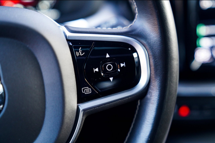 Volvo XC60 2.0 Recharge T8 AWD Inscription | Head Up Display | Stoelverkoeling | Stuurwielverwarming | Harman/Kardon | 360 Camera