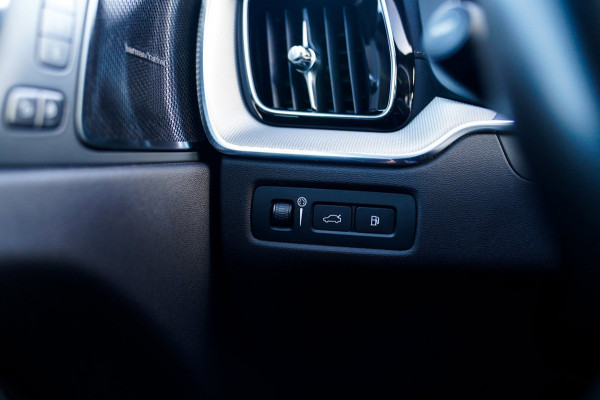 Volvo XC60 2.0 Recharge T8 AWD Inscription | Head Up Display | Stoelverkoeling | Stuurwielverwarming | Harman/Kardon | 360 Camera