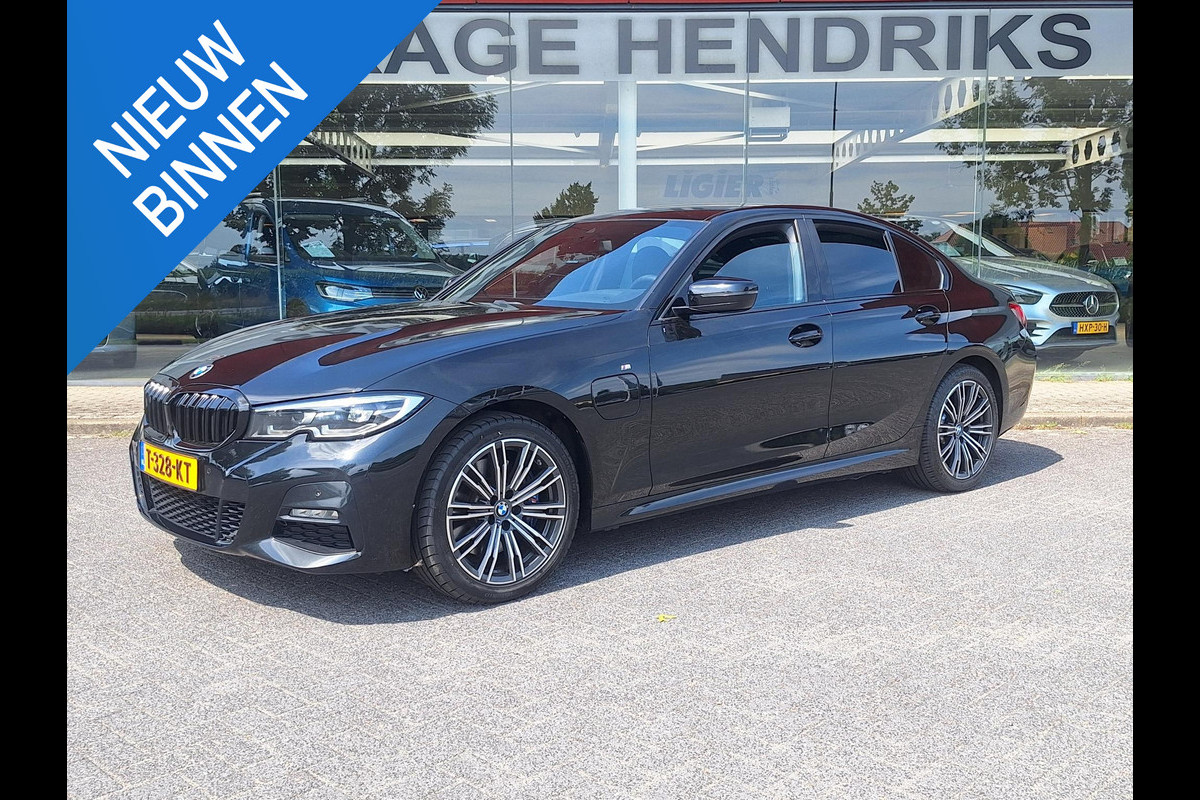 BMW 3-serie 330e M Sport | SOH: 88,8% |  Trekhaak wegklapbaar | Nieuwe banden | Climate  | CC | Leder Stof |