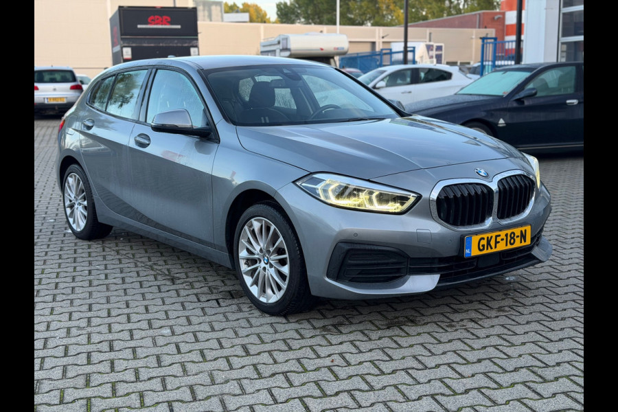 BMW 1-serie 116i Business Edition Plus (RIJKLAAR, BOVAG)