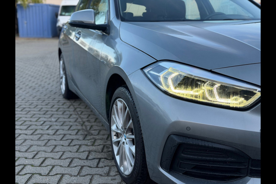BMW 1-serie 116i Business Edition Plus (RIJKLAAR, BOVAG)