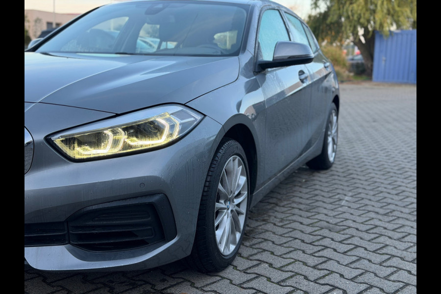 BMW 1-serie 116i Business Edition Plus (RIJKLAAR, BOVAG)