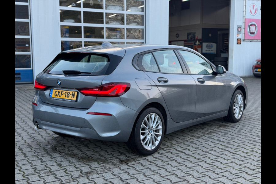 BMW 1-serie 116i Business Edition Plus (RIJKLAAR, BOVAG)