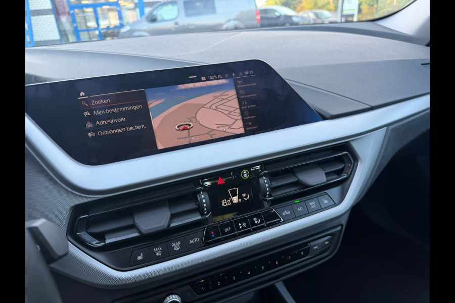 BMW 1-serie 116i Business Edition Plus (RIJKLAAR, BOVAG)