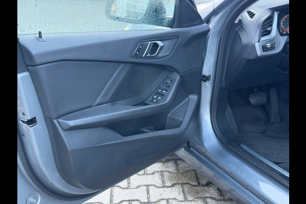BMW 1-serie 116i Business Edition Plus (RIJKLAAR, BOVAG)