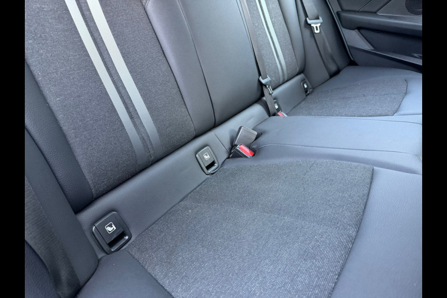 BMW 1-serie 116i Business Edition Plus (RIJKLAAR, BOVAG)