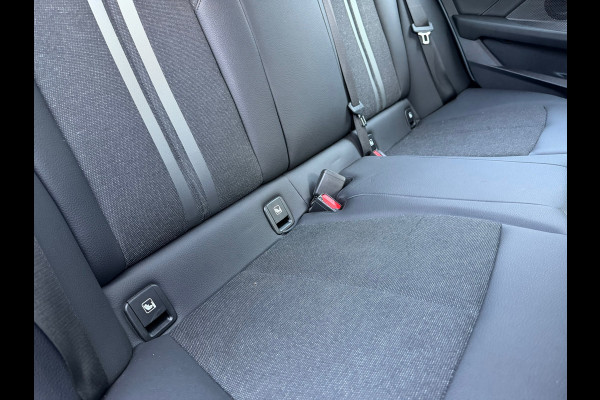 BMW 1-serie 116i Business Edition Plus (RIJKLAAR, BOVAG)