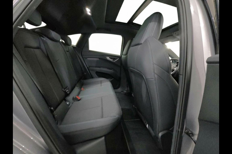 Audi Q4 Sportback e-tron 45 quattro S Edition 82 kWh 286pk | Panoramadak | 20 inch lichtmetalen velgen | 360° Camera | S-line interieur |
