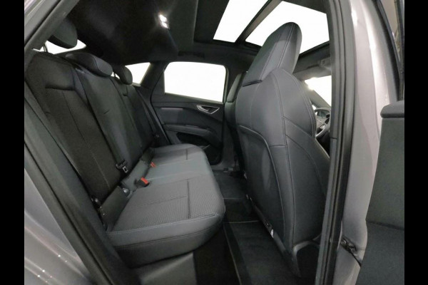 Audi Q4 Sportback e-tron 45 quattro S Edition 82 kWh 286pk | Panoramadak | 20 inch lichtmetalen velgen | 360° Camera | S-line interieur |