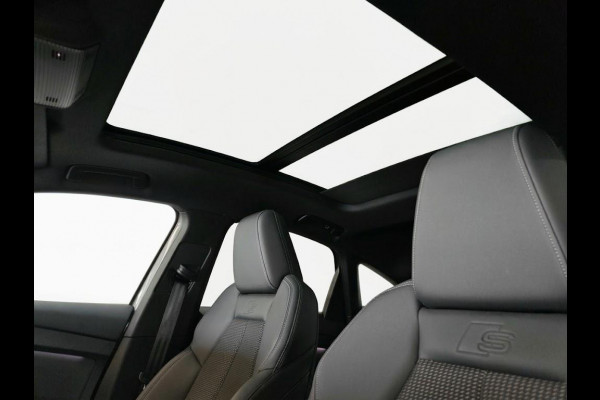 Audi Q4 Sportback e-tron 45 quattro S Edition 82 kWh 286pk | Panoramadak | 20 inch lichtmetalen velgen | 360° Camera | S-line interieur |