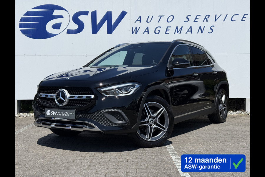 Mercedes-Benz GLA 200 Business Solution Luxury | Trekhaak | Ambient Light | LED | 18 inch