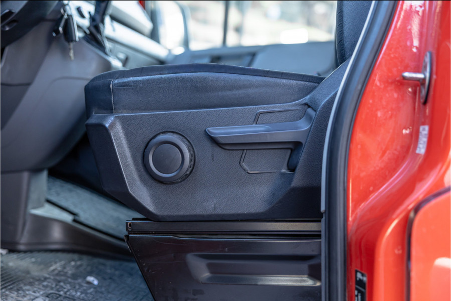 MAN TGE 35 2.0 L3H2 DSG | ACC | Standkachel | CarPlay | Navigatie | Camera | MF Stuur | Sortimo | DAB | Stoelverwarming | Nieuwe APK