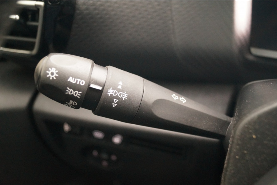 Citroën C4 1.2 PureTech 130pk Automaat Max Pack Ambiance -PANO-LEER-