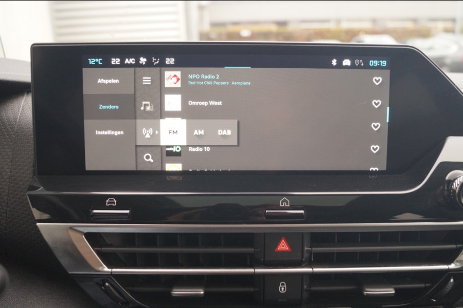 Citroën C4 1.2 PureTech 130pk Automaat Max Pack Ambiance -PANO-LEER-
