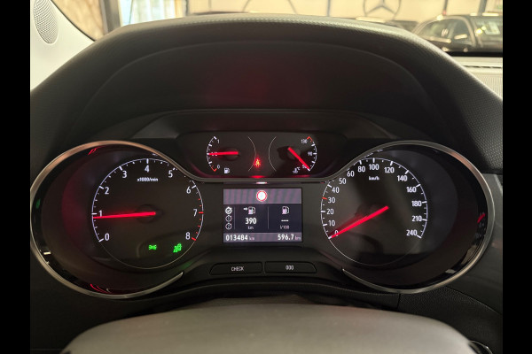 Opel Crossland 1.2 Turbo Ultimate | Keyless | Camera | Carplay| Nav | DAB