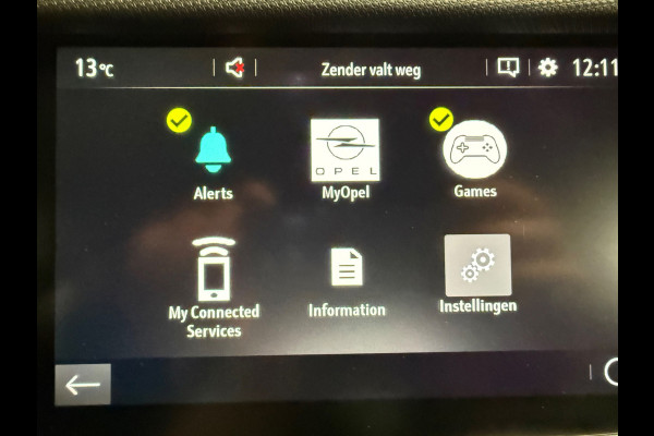 Opel Crossland 1.2 Turbo Ultimate | Keyless | Camera | Carplay| Nav | DAB