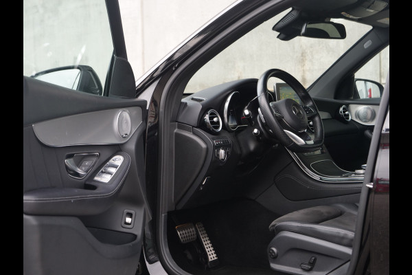 Mercedes-Benz GLC GLC 250 4MATIC | AMG | NL auto | Panorama | Burmester | Aantoonbaar onderhouden..