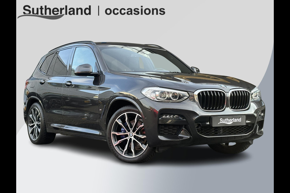 BMW X3 xDrive30e Executive | M pakket | Trekhaak | LED koplampen |  Keyless entry | Elektrsiche achterklep | Live Cockpit Professional | Elektrisch verstelbare stoel(en) met geheugen | Houtafwerking interieur | Voorstoelen verwarmd
